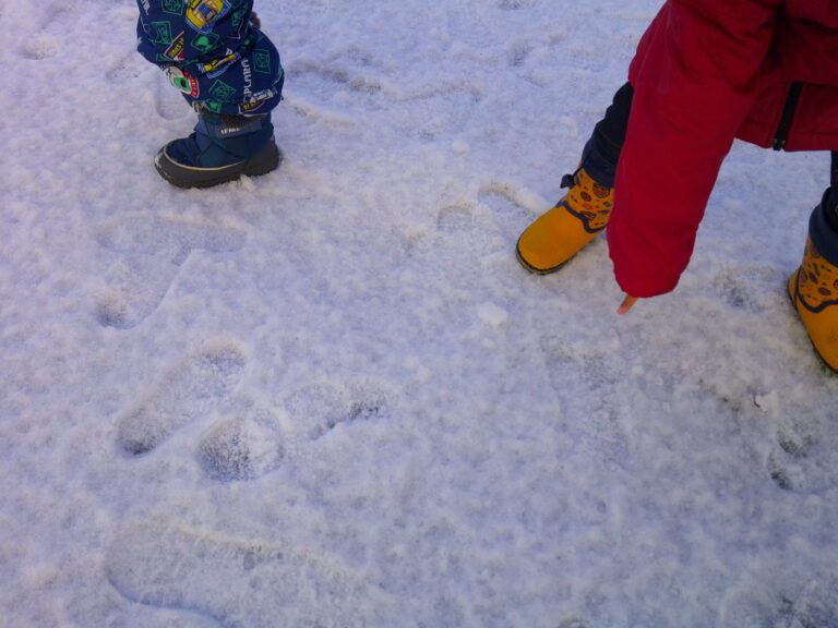 はじめての雪遊び⛄